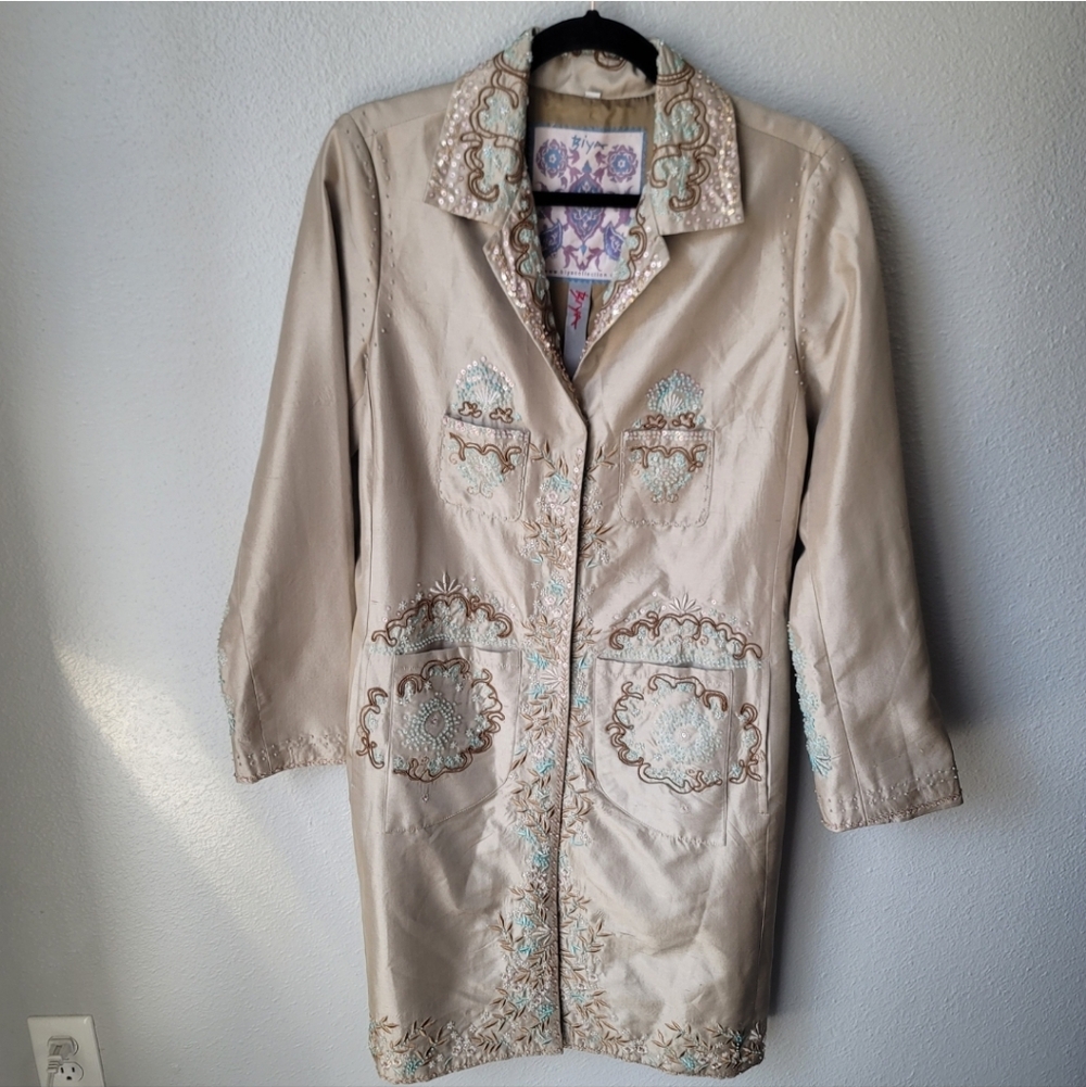 Johnny Was Biya Beaded Embroidery Silk Midi Jacket Size Medium Color Pebble NWT